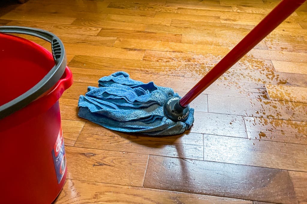 How to Clean Floor?