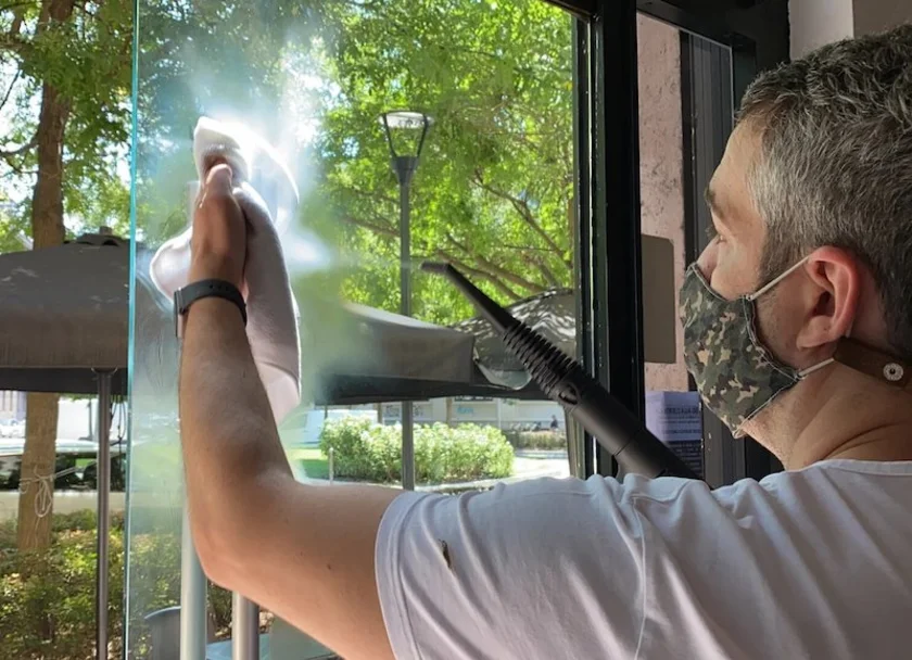 steamer for window cleaning